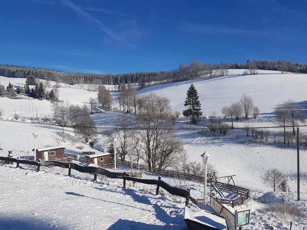 Landgasthof Nesselbach Nordenau ภายนอก รูปภาพ